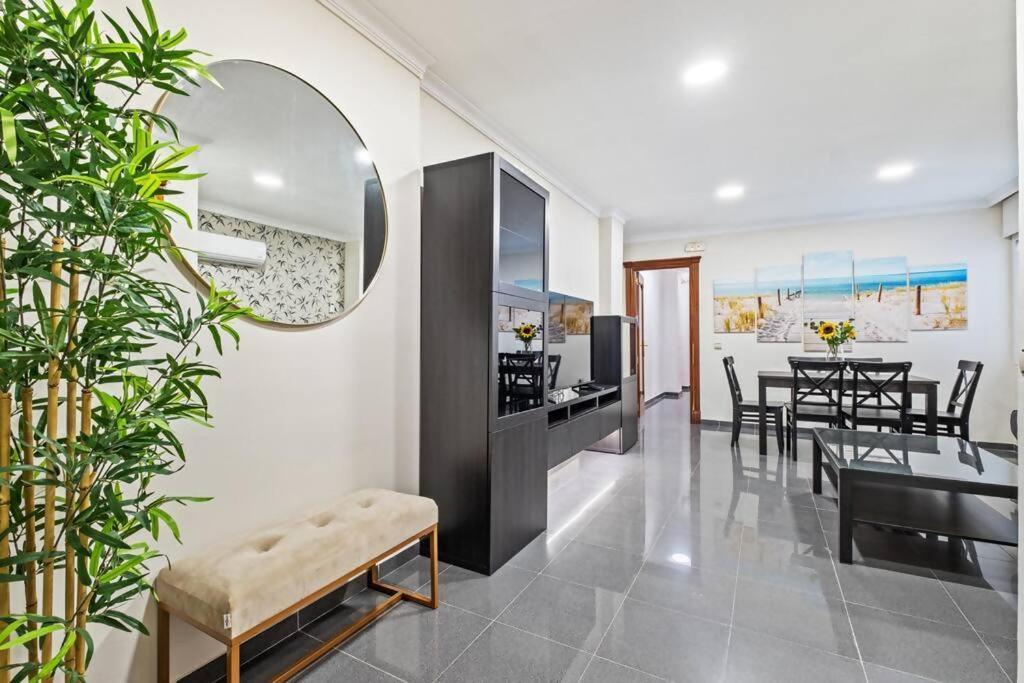 Piso En Atarazanas Apartman Málaga Kültér fotó